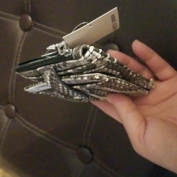 Anne klein wallet - Picture 6 of 8